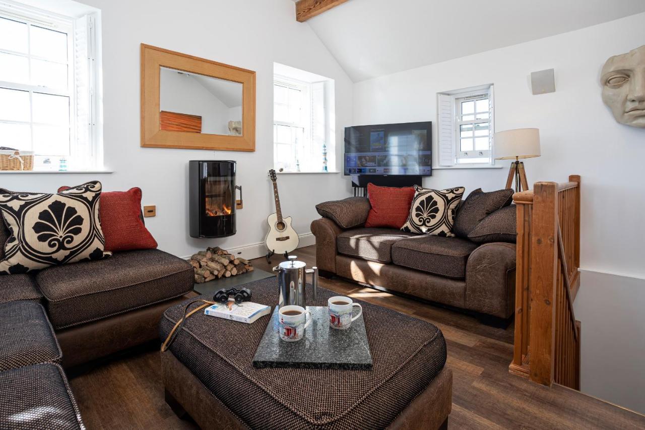 Finest Retreats - Lighthouse Cottage Rampside Екстериор снимка